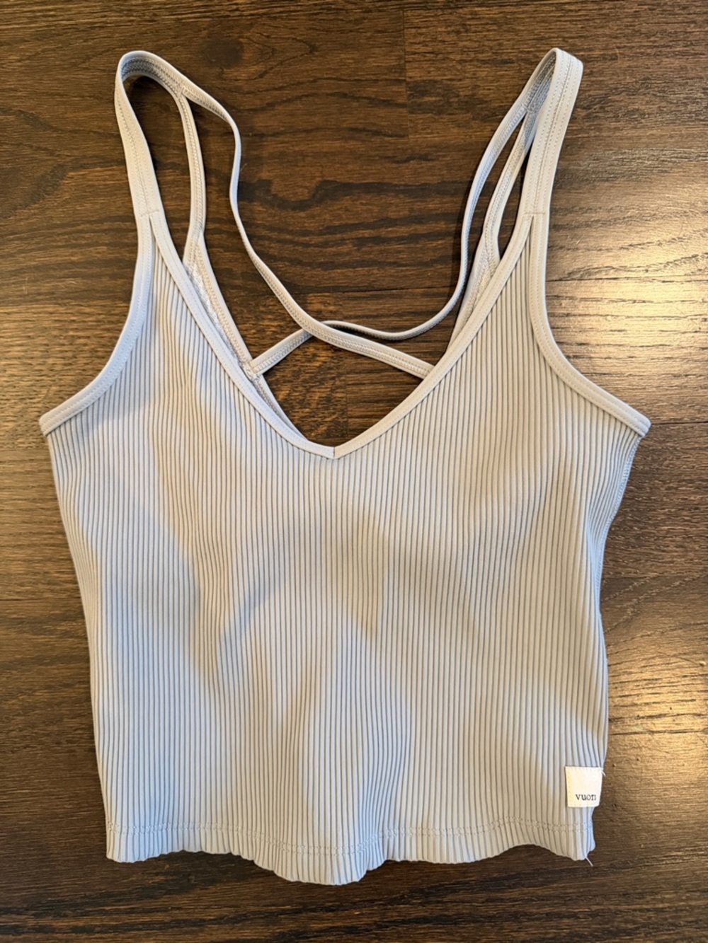 Vuori Ribbed V-Neck Strappy Crop Top - Light Gray